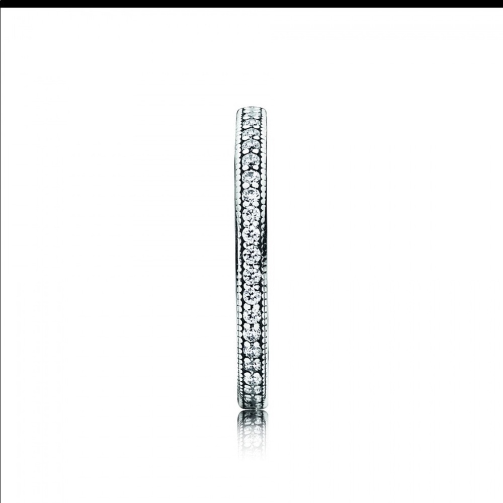 SOLD🌟🌟Pandora ring bundle - Picture 4 of 8